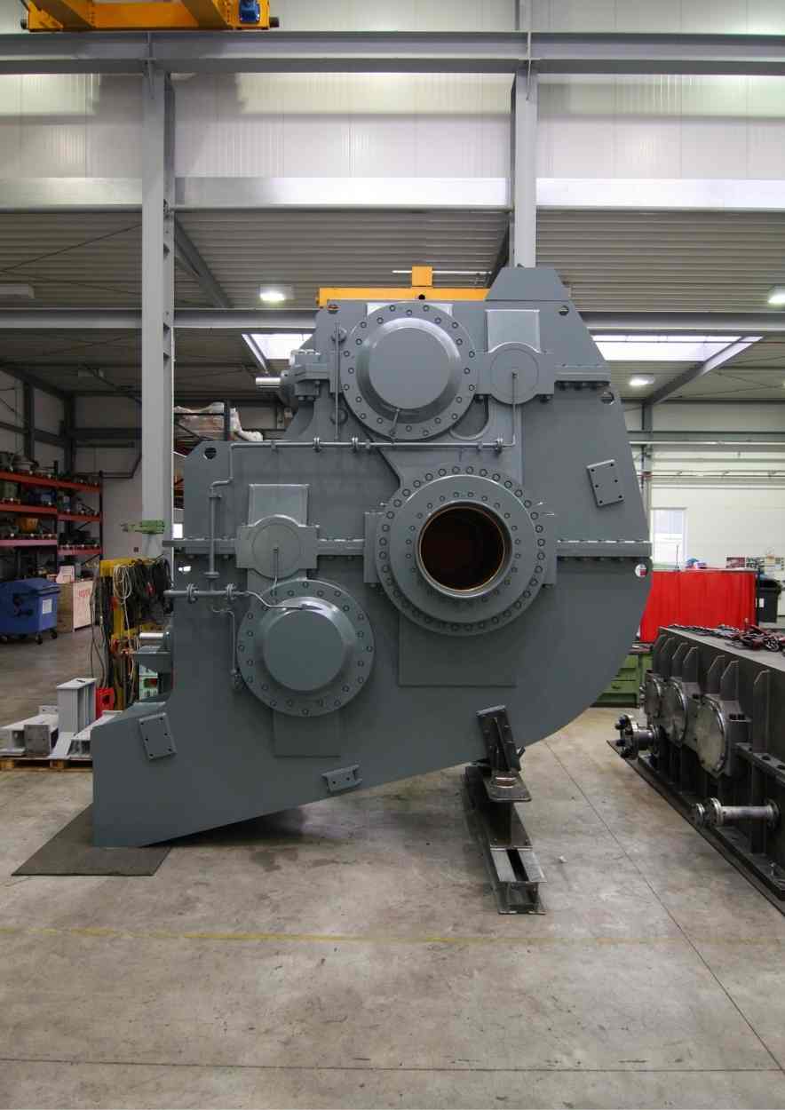 Hochleistungsgetriebe für industrielle Anwendungen bei KWE Klein & Wilhelm Engineering GmbH.